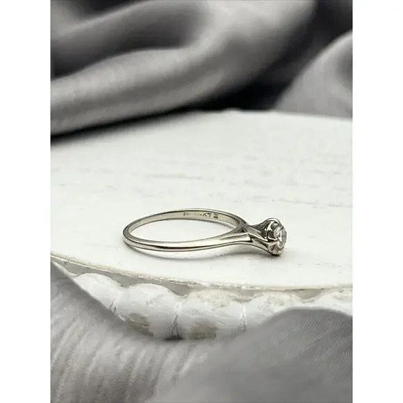 14 White Gold Diamond Engagement Ring Size 6.5 - Picture 4 of 7